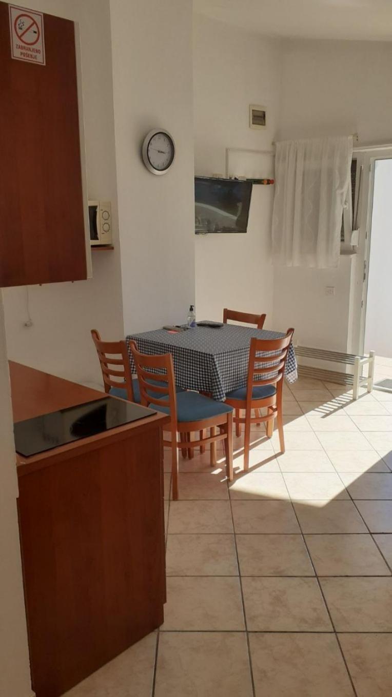 Apartments Dobri - 500M From Beach Nin Dış mekan fotoğraf