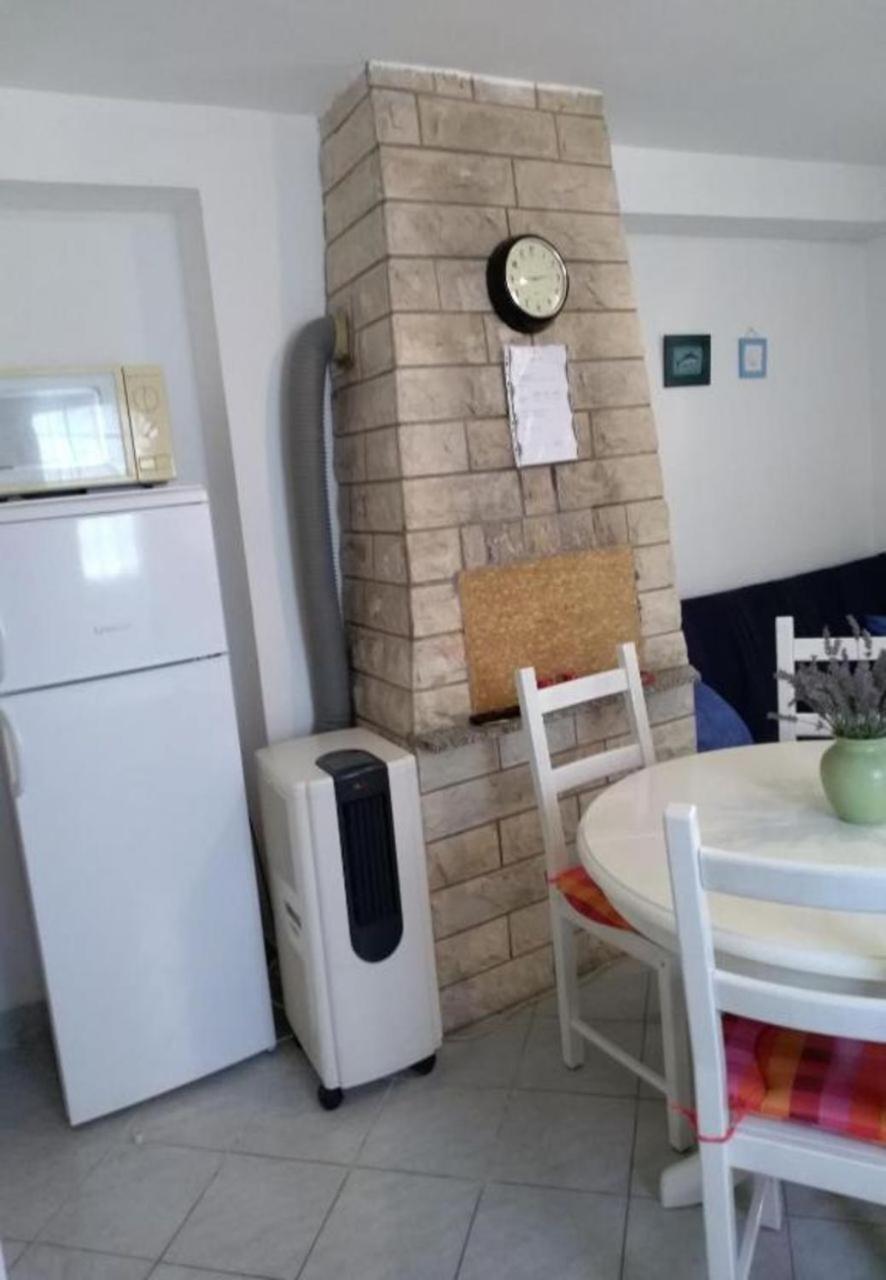 Apartments Dobri - 500M From Beach Nin Dış mekan fotoğraf