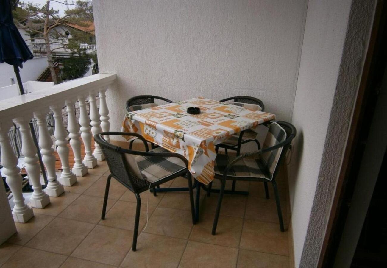 Apartments Dobri - 500M From Beach Nin Dış mekan fotoğraf